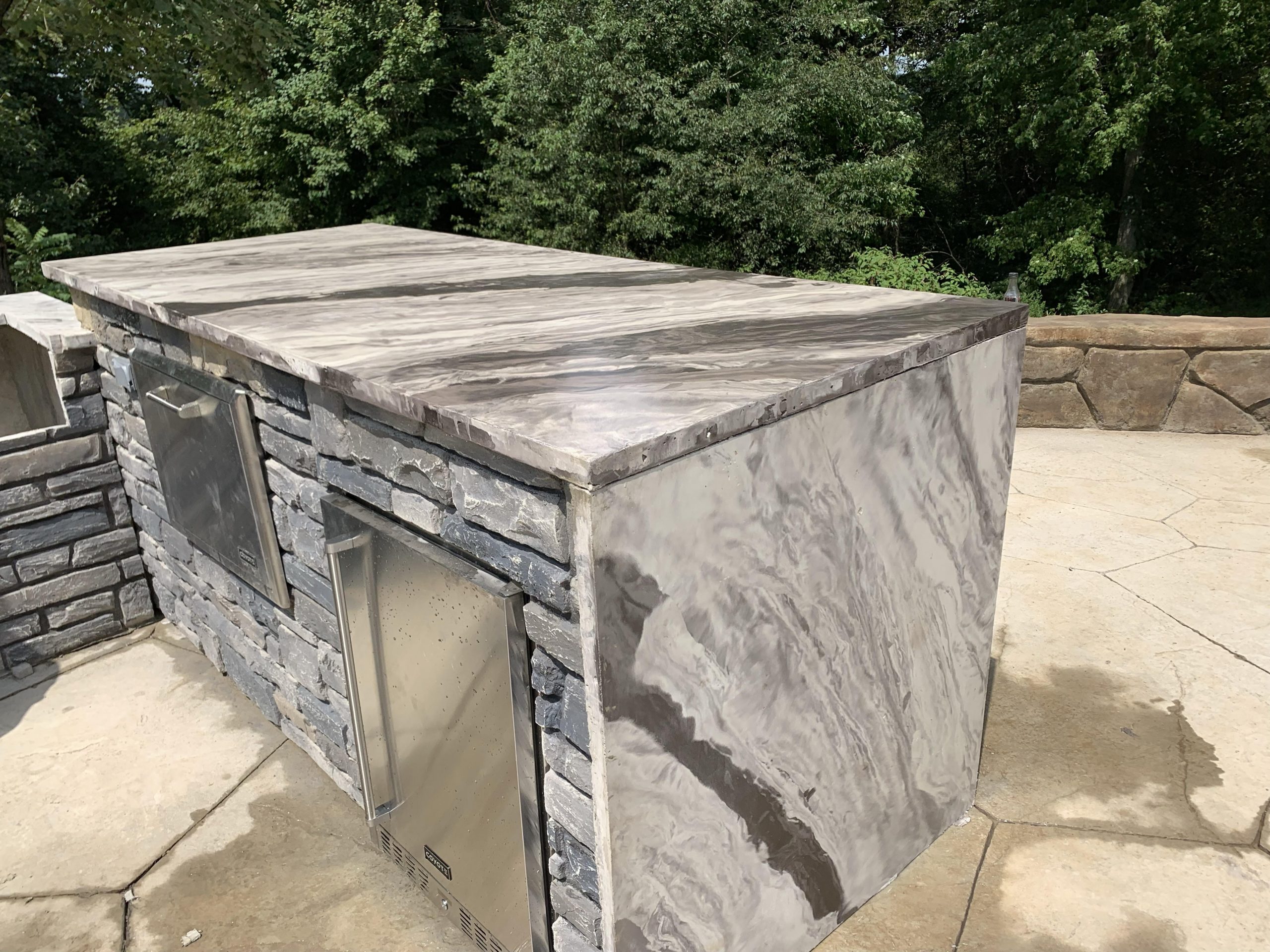 Outdoor kitchen build